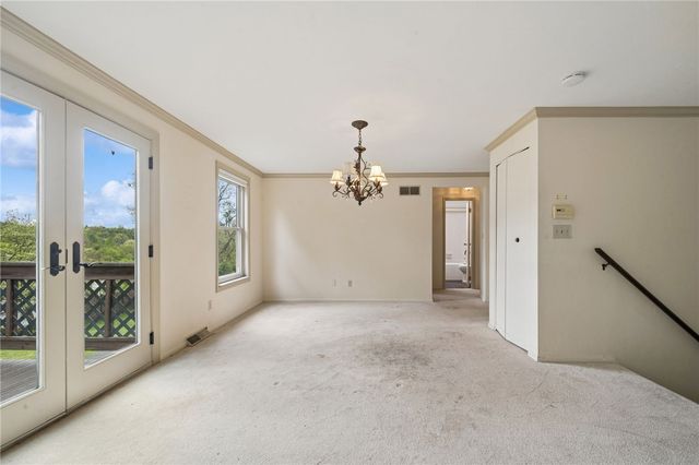 521 Monticello Dr, Delmont, PA 15626
