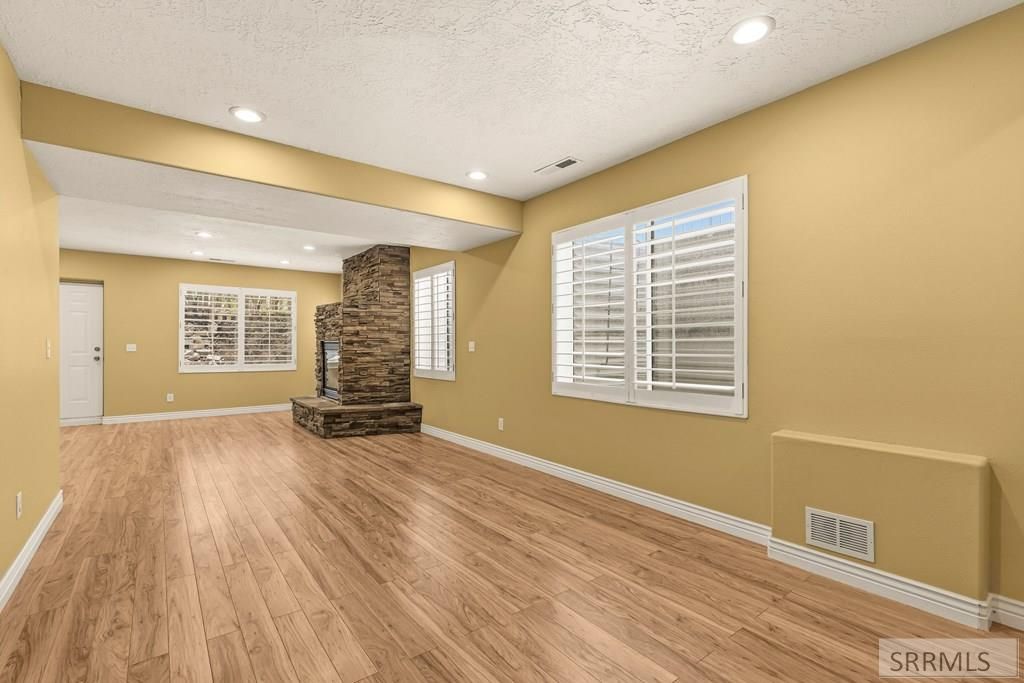 Image 23 of property listing at 126 Stillwater Drive, Idaho Falls, ID 83404