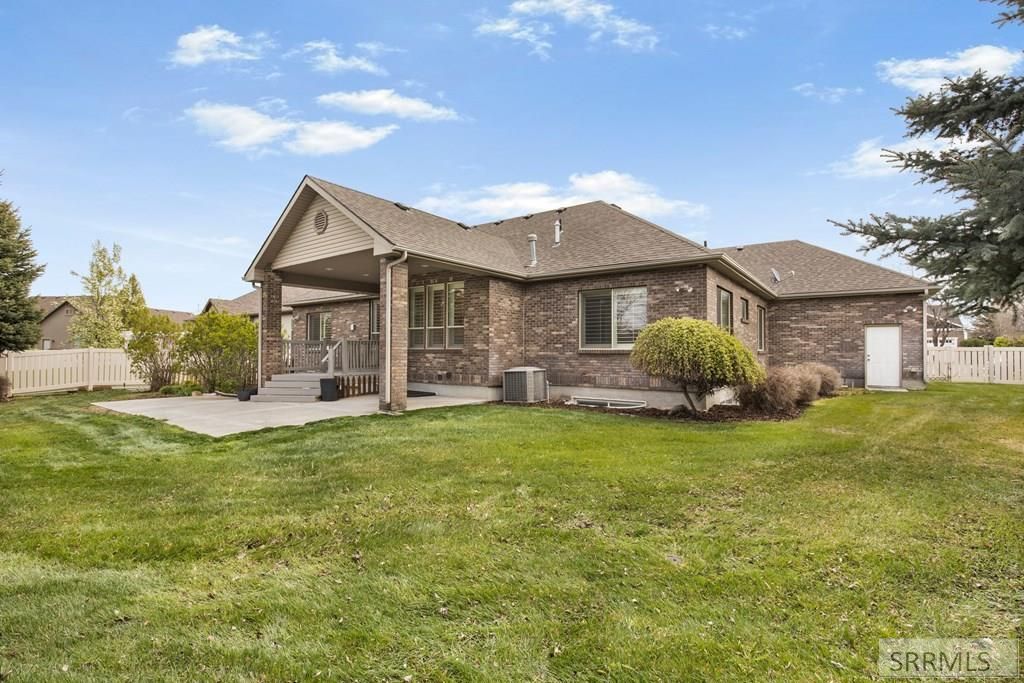 Image 33 of property listing at 126 Stillwater Drive, Idaho Falls, ID 83404