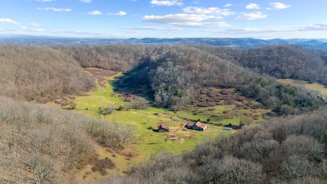 4701 Reed Rd, Thompsons Station, TN 37179