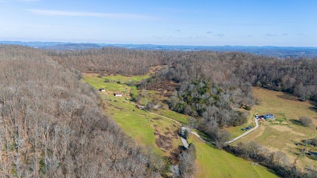 4701 Reed Rd, Thompsons Station, TN 37179