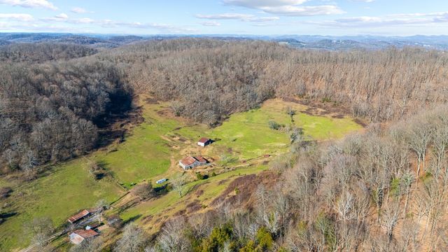 4701 Reed Rd, Thompsons Station, TN 37179