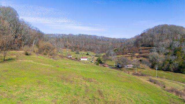 4701 Reed Rd, Thompsons Station, TN 37179