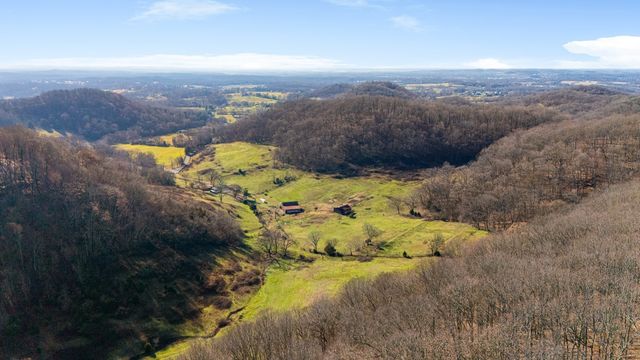 4701 Reed Rd, Thompsons Station, TN 37179