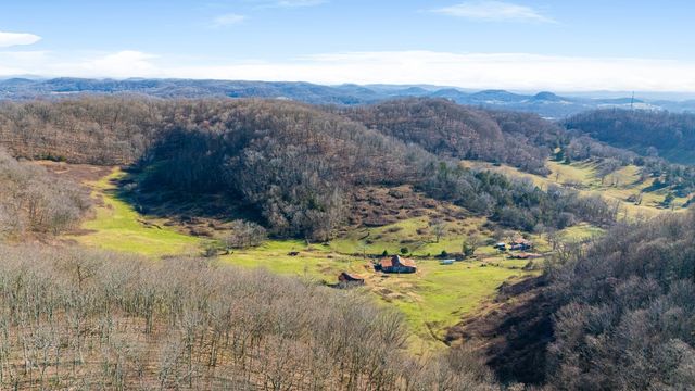 4701 Reed Rd, Thompsons Station, TN 37179