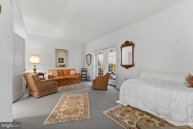 4628 CHARLESTON TER NW, Washington, DC 20007