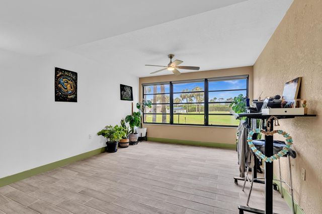 3507 Village Boulevard, West Palm Beach, FL 33409