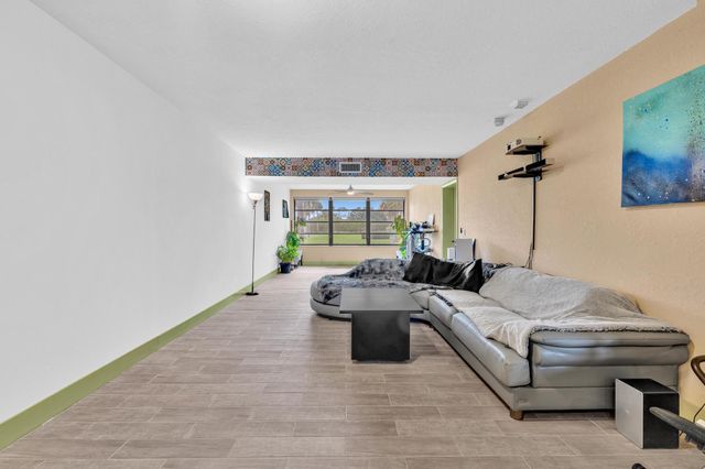 3507 Village Boulevard, West Palm Beach, FL 33409