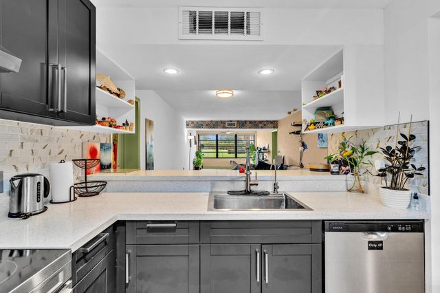 3507 Village Boulevard, West Palm Beach, FL 33409