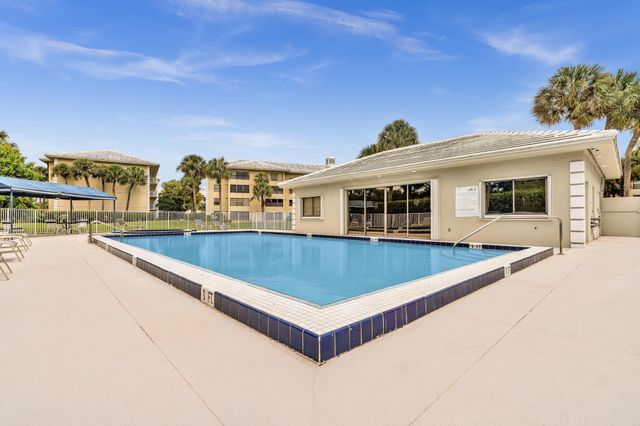 3507 Village Boulevard, West Palm Beach, FL 33409