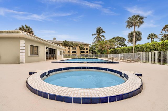 3507 Village Boulevard, West Palm Beach, FL 33409