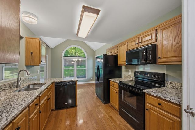 5032 Sunset Way, Hermitage, TN 37076
