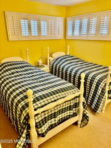 7 Lincoln Avenue, Avon-by-the-sea, NJ 07717