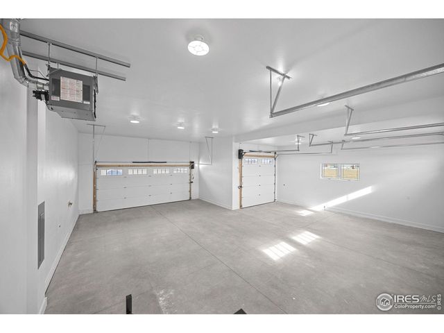 9360 Meadow Farms Dr, Milliken, CO 80543