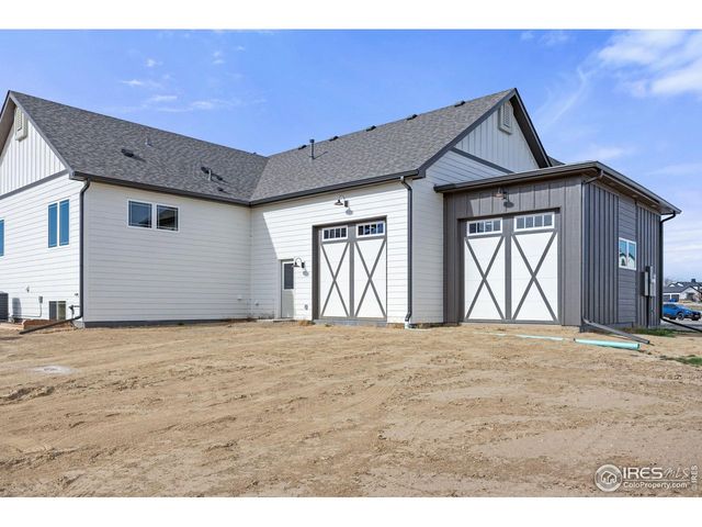 9360 Meadow Farms Dr, Milliken, CO 80543