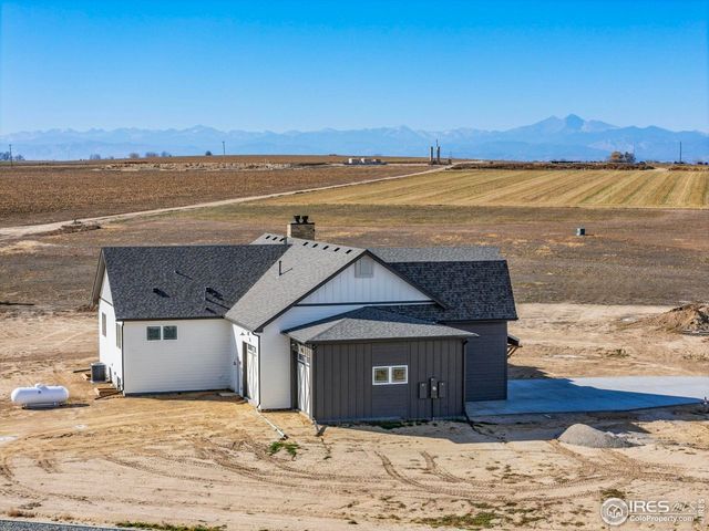 9360 Meadow Farms Dr, Milliken, CO 80543