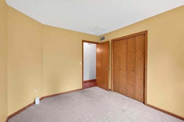 7935 174th Street W, Lakeville, MN 55044
