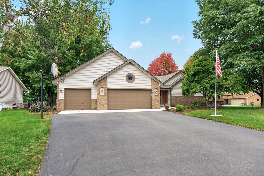 7935 174th Street W, Lakeville, MN 55044 — photo 2