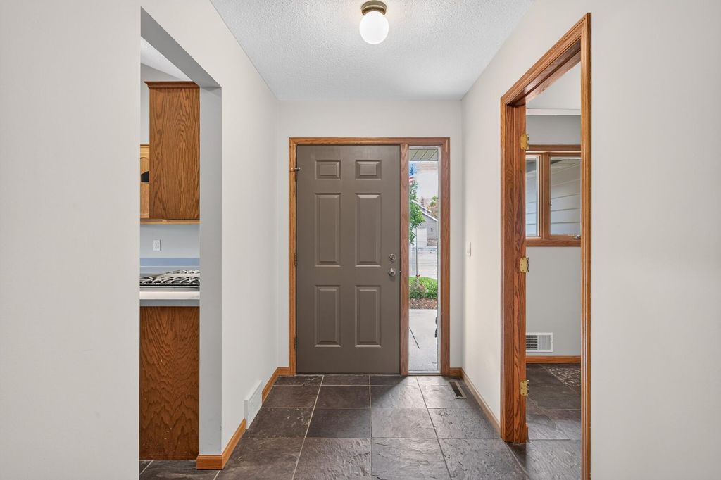 7935 174th Street W, Lakeville, MN 55044 — photo 5