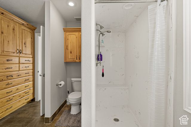 351 W SKYLINE DR, Loa, UT 84747