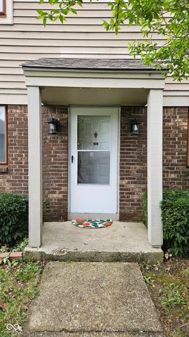 6061 WingedFoot Court, Indianapolis, IN 46254