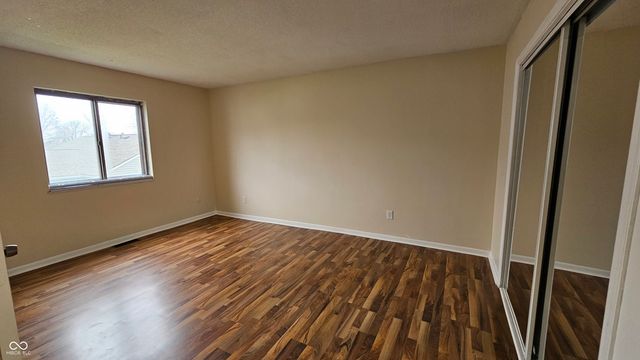 6061 WingedFoot Court, Indianapolis, IN 46254