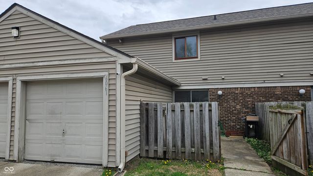 6061 WingedFoot Court, Indianapolis, IN 46254