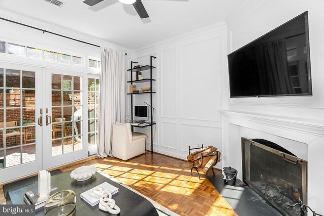 633 S COLUMBUS ST, Alexandria, VA 22314