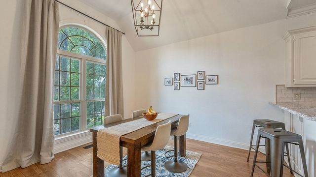 200 NW O Street, Bentonville, AR 72712
