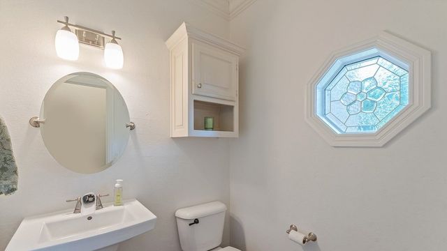200 NW O Street, Bentonville, AR 72712
