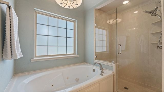 200 NW O Street, Bentonville, AR 72712