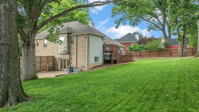 200 NW O Street, Bentonville, AR 72712