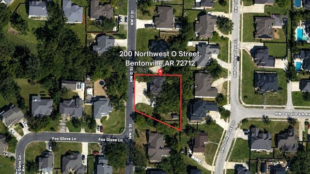 200 NW O Street, Bentonville, AR 72712