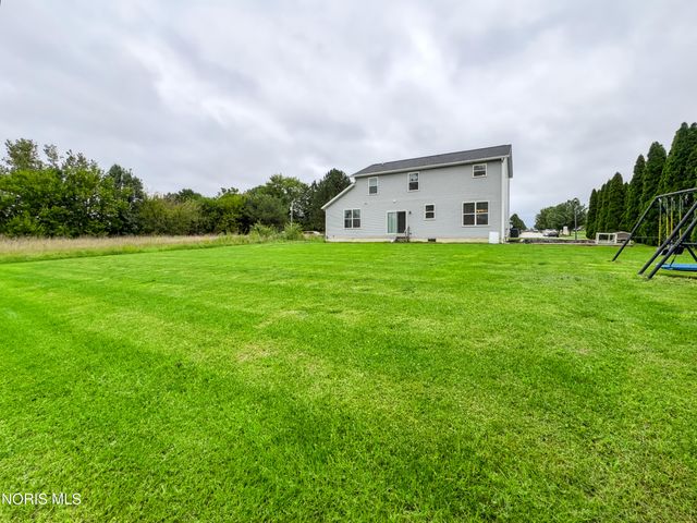 27821 Schriber Street, Walbridge, OH 43465