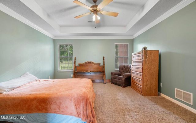 7669 Meadow Ridge Lane, Olive Branch, MS 38654