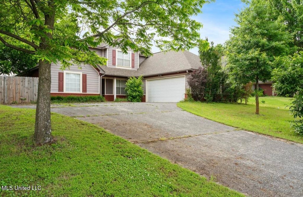 7669 Meadow Ridge Lane, Olive Branch, MS 38654