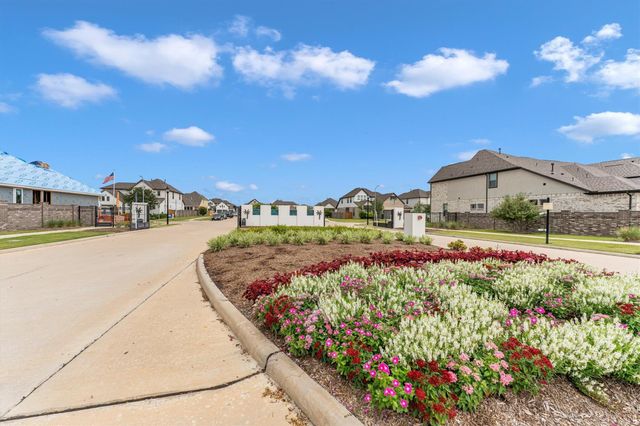 8630 Blue Coral Drive, Cypress, TX 77433