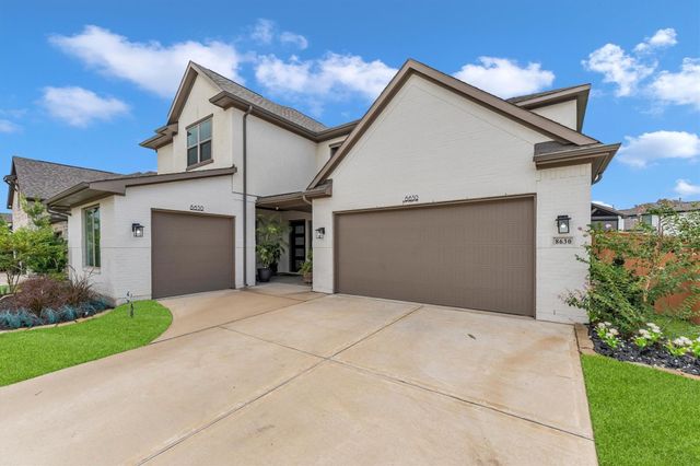 8630 Blue Coral Drive, Cypress, TX 77433