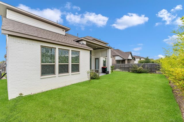 8630 Blue Coral Drive, Cypress, TX 77433