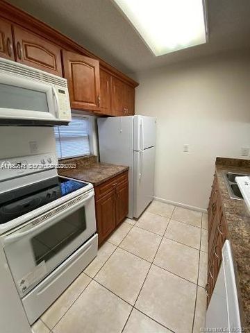 8560 N Sherman Cir 404, Miramar, FL 33025