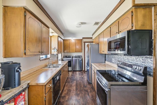 9238 Indian Trail, Sanger, TX 76266
