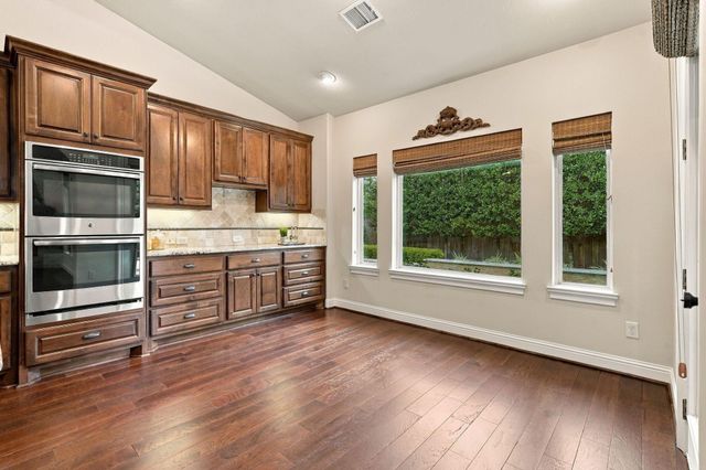 51 Woodglade Way, The Woodlands, TX 77375