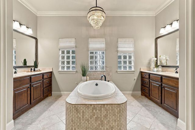 51 Woodglade Way, The Woodlands, TX 77375