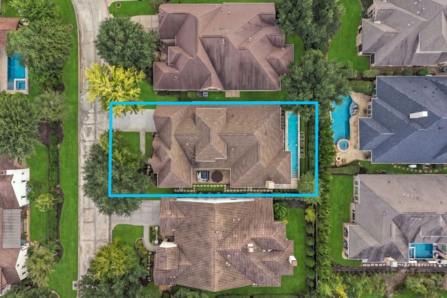 51 Woodglade Way, The Woodlands, TX 77375