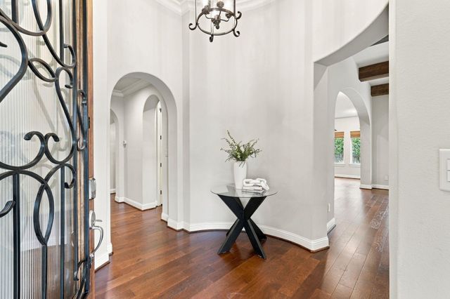 51 Woodglade Way, The Woodlands, TX 77375