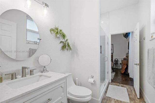 16933 SW 215th Ter, Miami, FL 33187