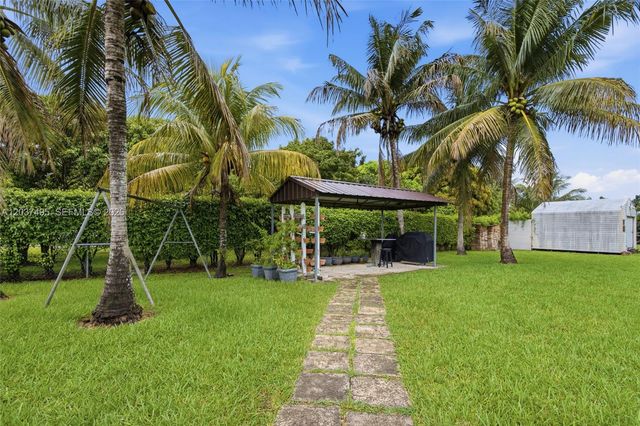 16933 SW 215th Ter, Miami, FL 33187