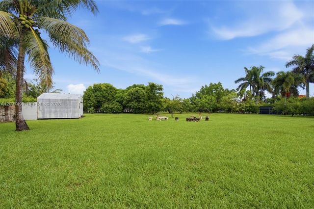 16933 SW 215th Ter, Miami, FL 33187