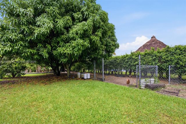 16933 SW 215th Ter, Miami, FL 33187