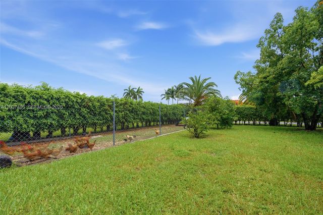 16933 SW 215th Ter, Miami, FL 33187